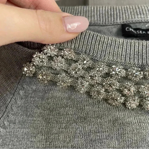 Chelsea &‎ Theodore Classy Sweater - Picture 5 of 6